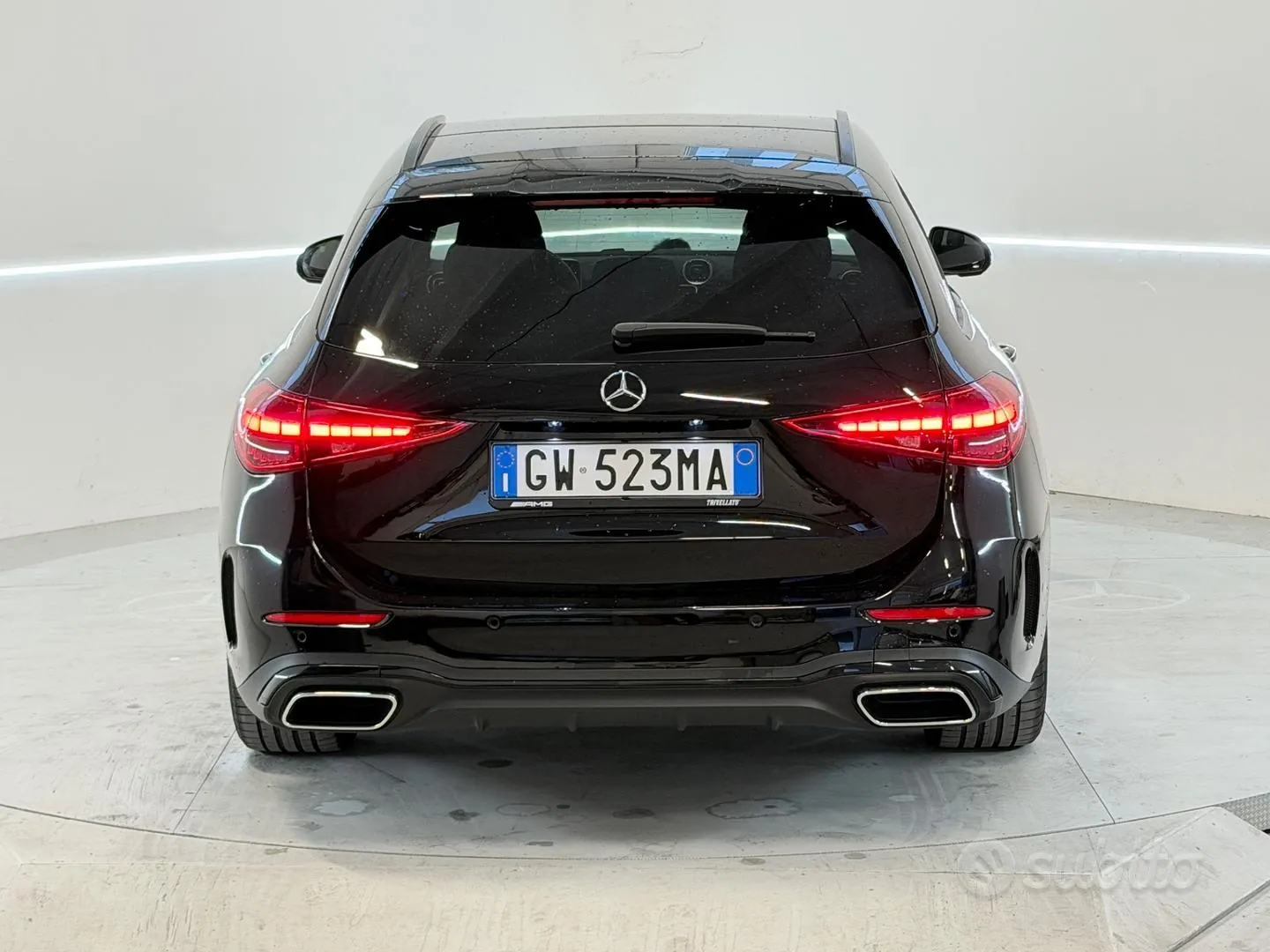 Mercedes-Benz C200 2024 photo 5