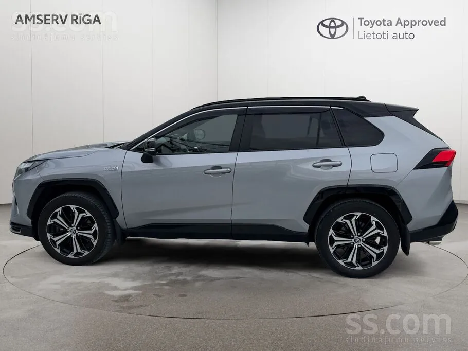 Toyota Rav4 2023 photo 3