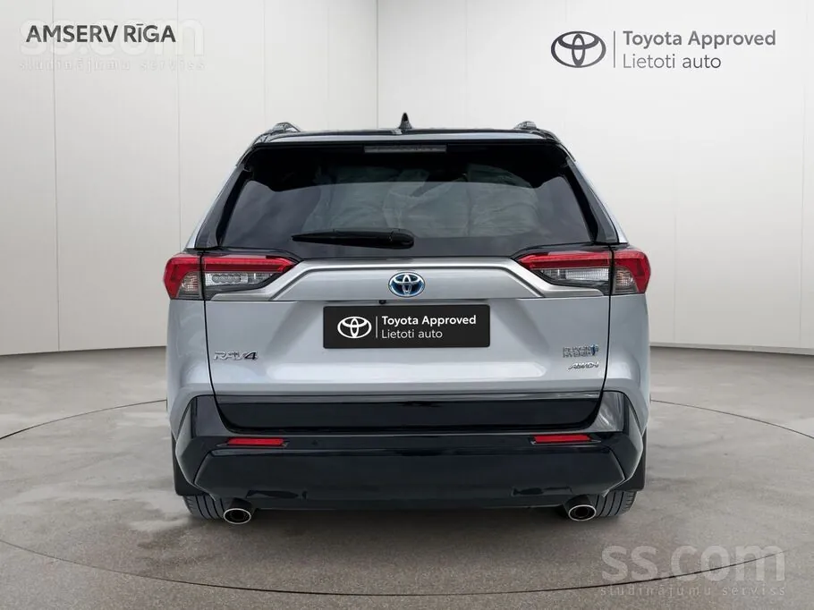 Toyota Rav4 2023 photo 4