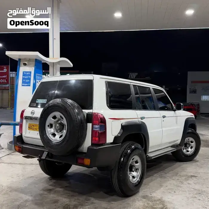 Nissan Patrol 2005 photo 2