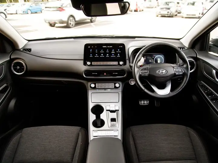 Hyundai Kona 2023 photo 3