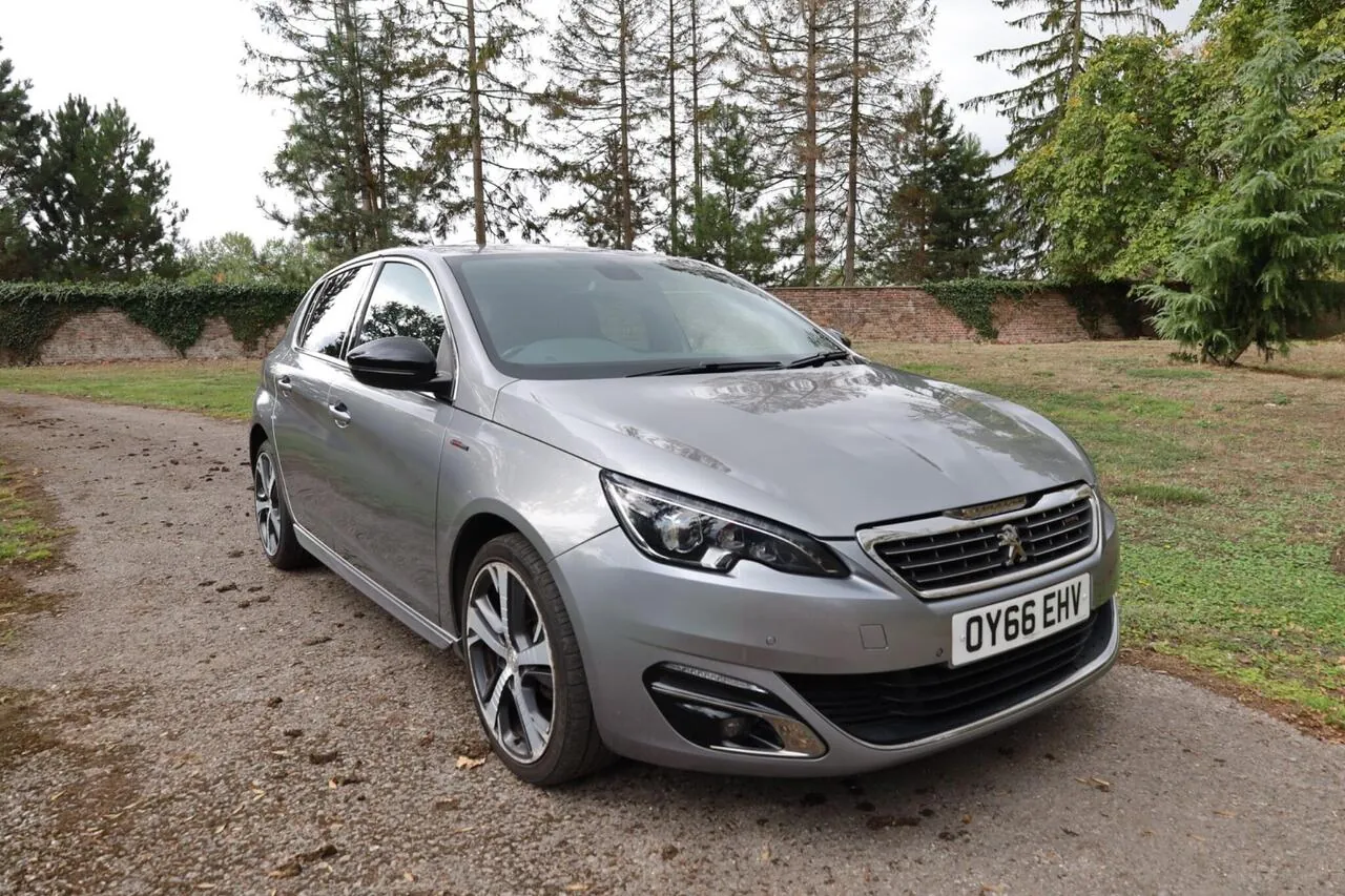 Peugeot 308 2016 photo 2