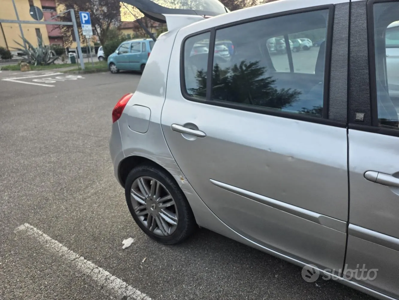Renault Clio 2012 photo 3