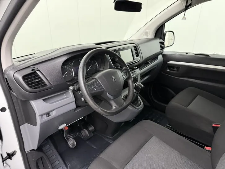 Peugeot Expert 2021 photo 3
