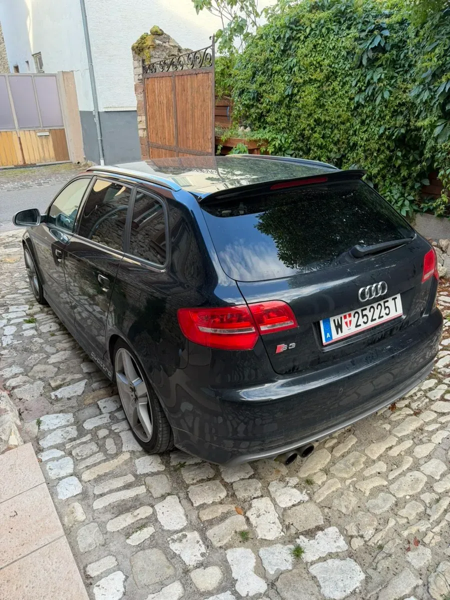 Audi A3 2011 photo 3