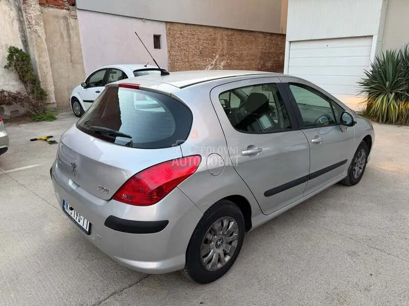 Peugeot 308 2009 photo 4