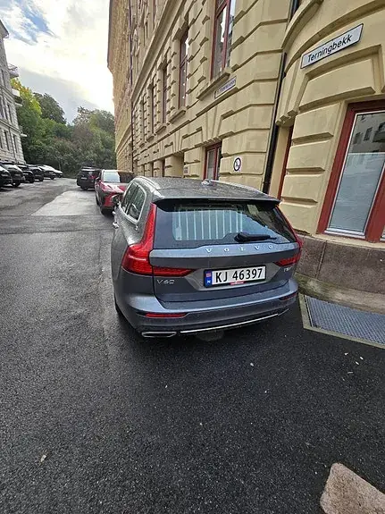 Volvo V60 2020 photo 3