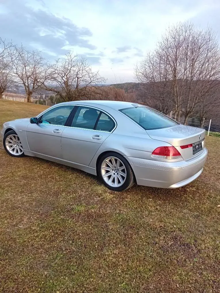 BMW 7 Series 2002 photo 3