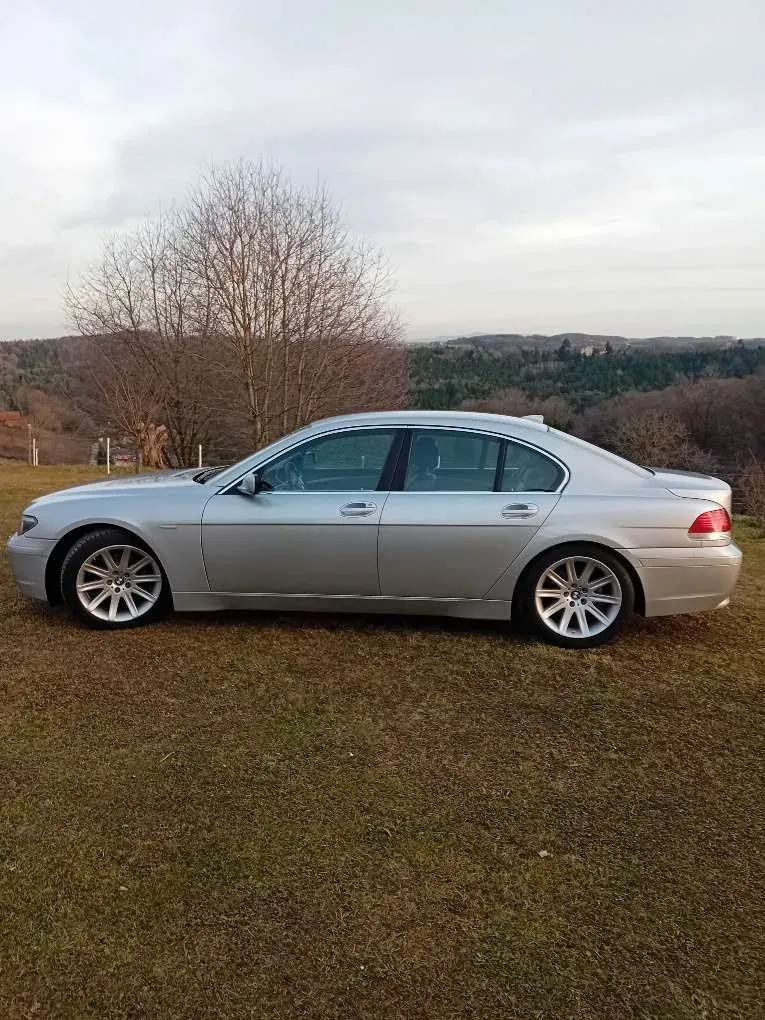 BMW 7 Series 2002 photo 2