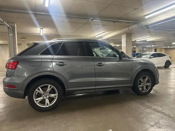 Audi Q3 2018 photo 4