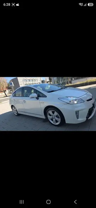 Toyota Prius 2012 photo 2
