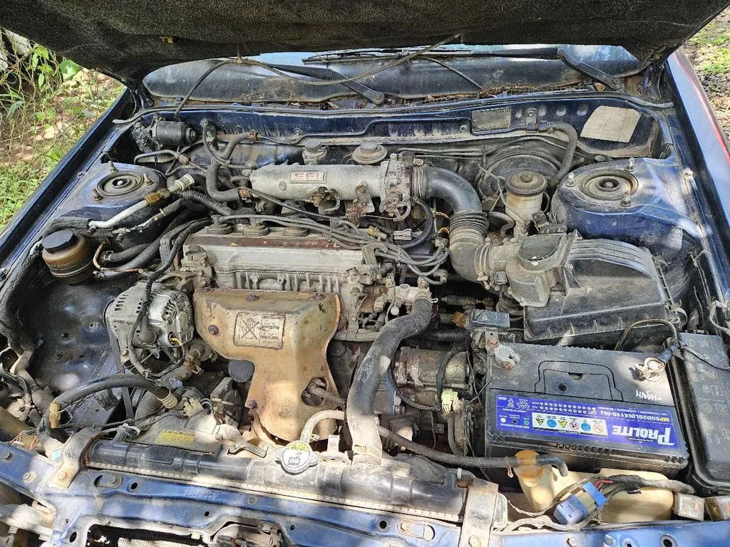 Toyota Camry 1987 photo 4