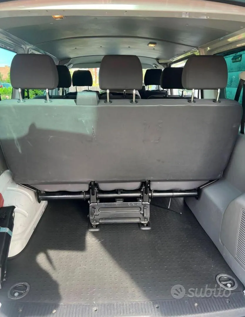 Volkswagen Multivan 2014 photo 4