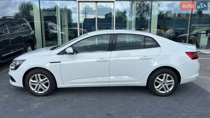 Renault Megane 2020 photo 2