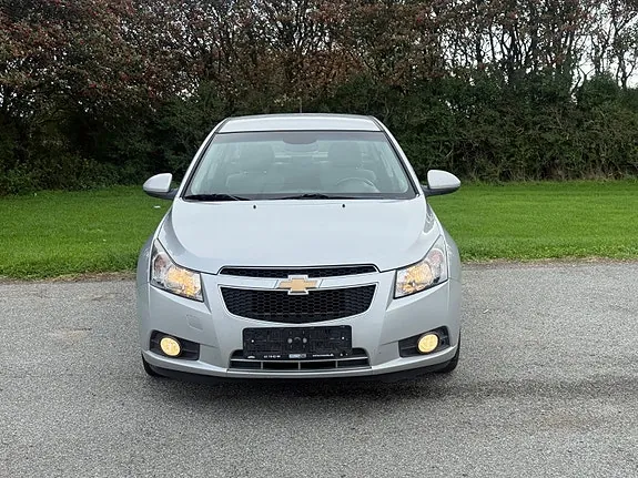 Chevrolet Cruze 2009 photo 4
