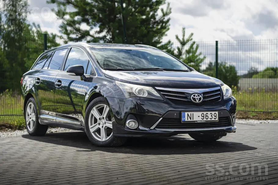 Toyota Avensis 2012 photo 3