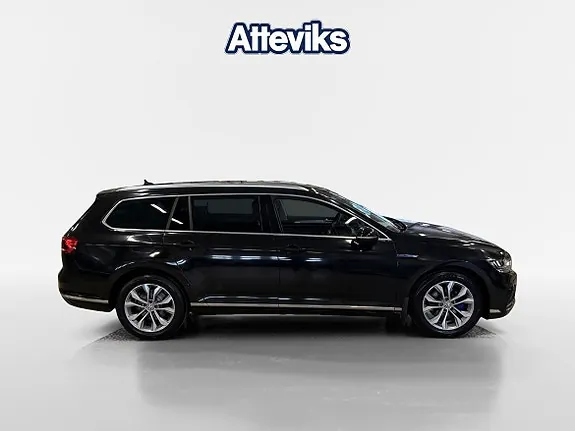 Volkswagen Passat 2020 photo 2