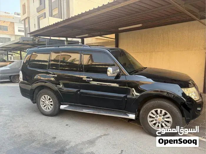 Mitsubishi Pajero 2014 photo 5