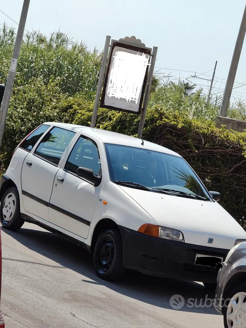 Fiat Punto 1996 photo 4