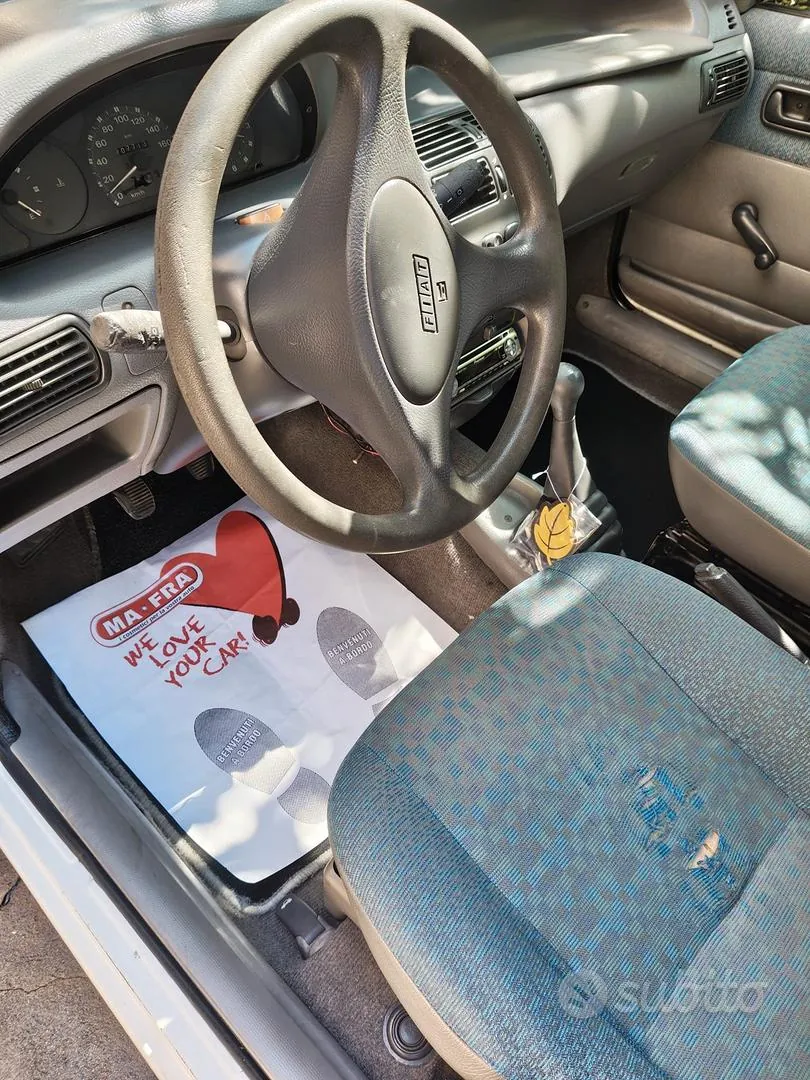 Fiat Punto 1996 photo 3