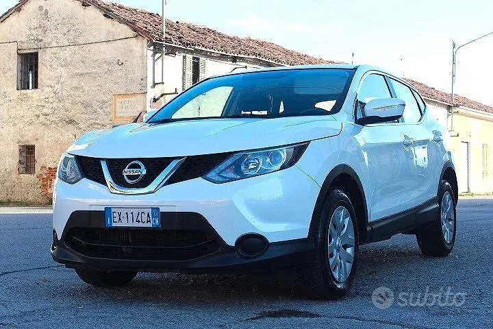 Nissan Qashqai 2014 photo 4