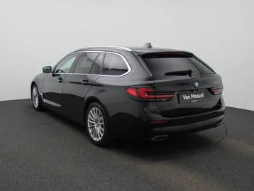 BMW 5 Reeks Touring 2022 photo 2