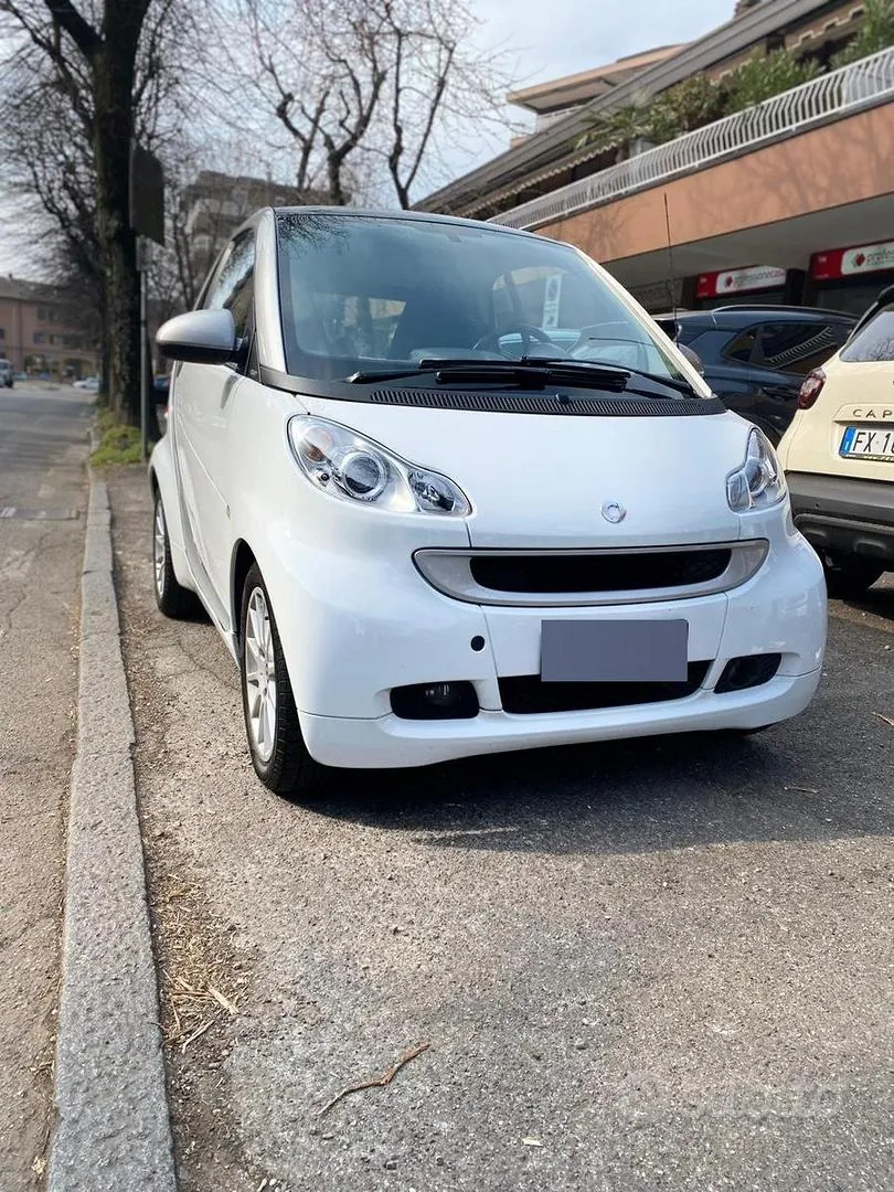 Smart Fortwo 2010 photo 4