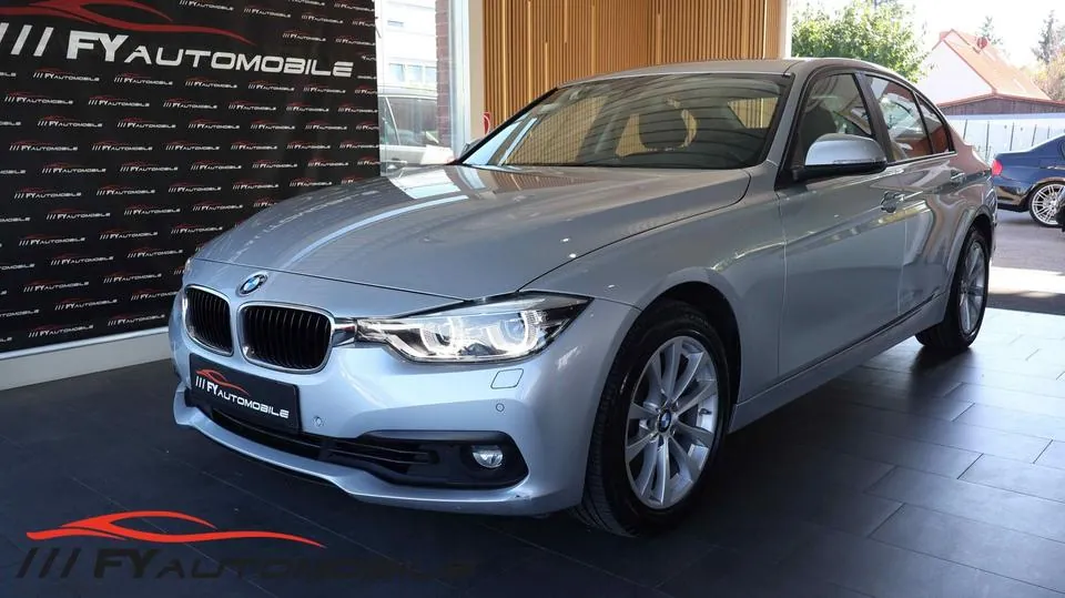 BMW 330I
