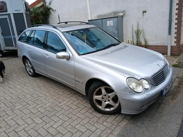 Mercedes-Benz C 270