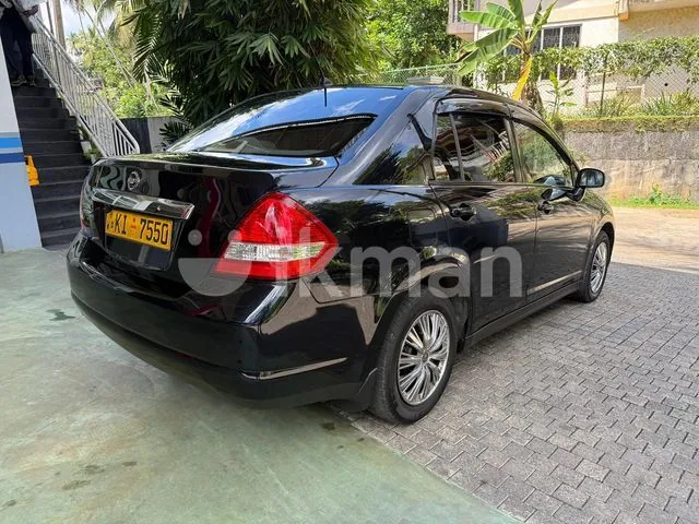 Nissan Tiida 2008 photo 3