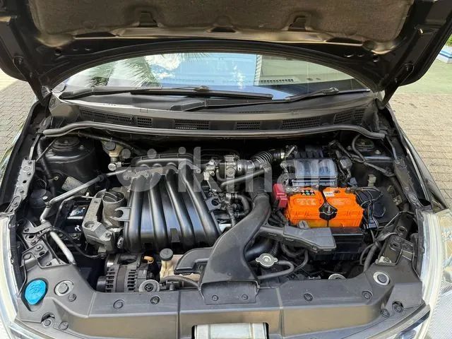 Nissan Tiida 2008 photo 5