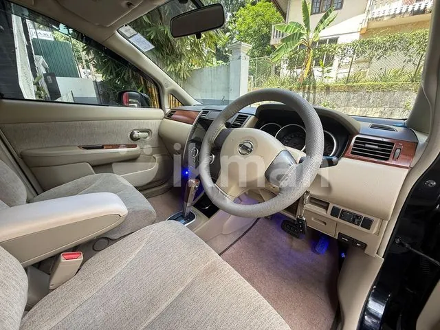 Nissan Tiida 2008 photo 4