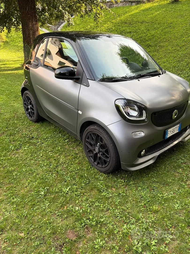 Smart Fortwo 2019 photo 2