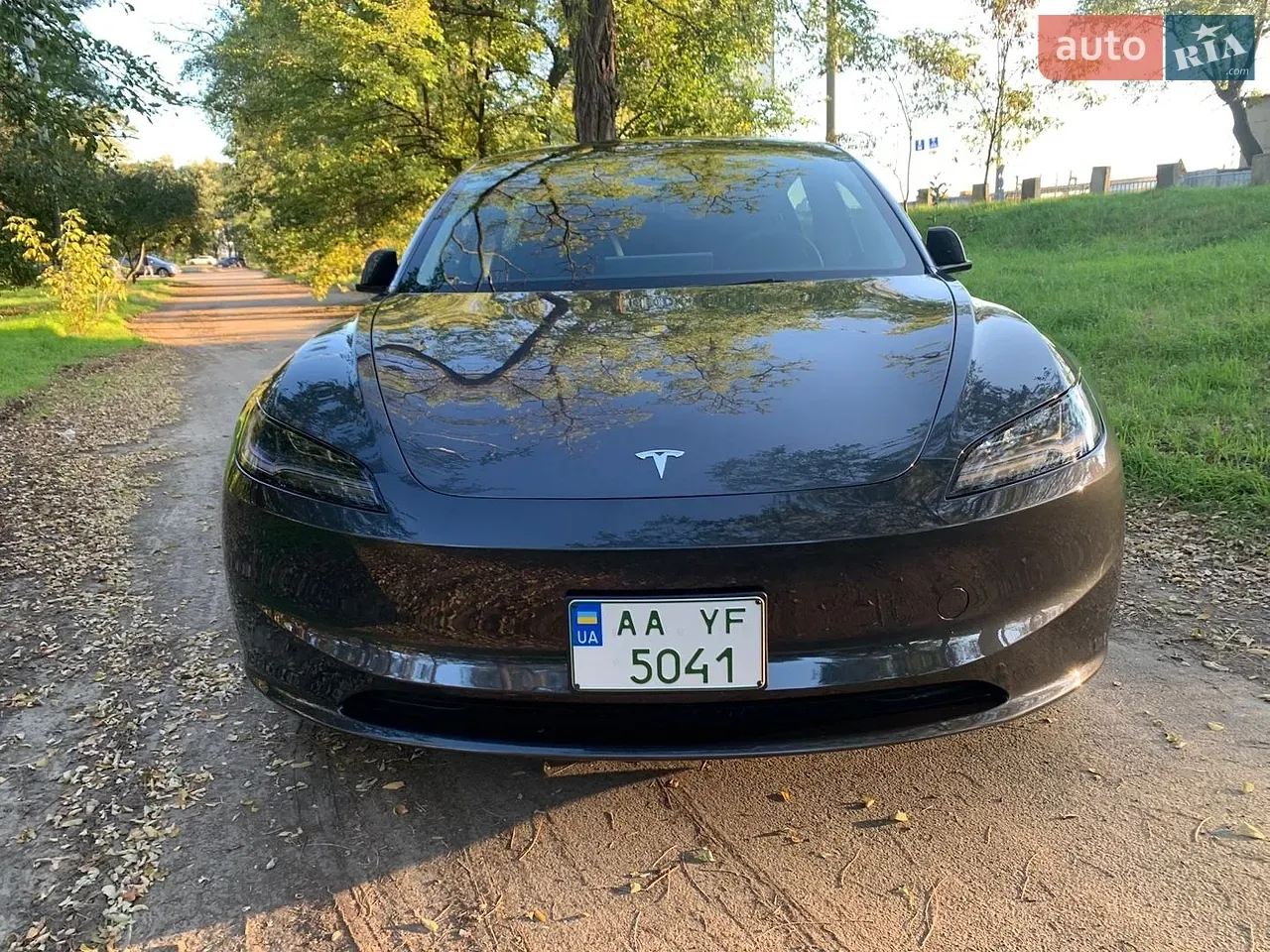 Tesla Model 3 2025 photo 2