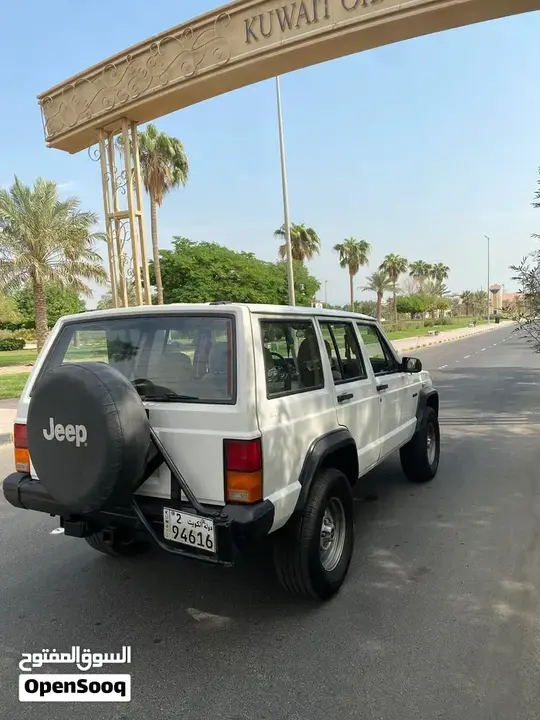 Jeep Cherokee 1996 photo 2