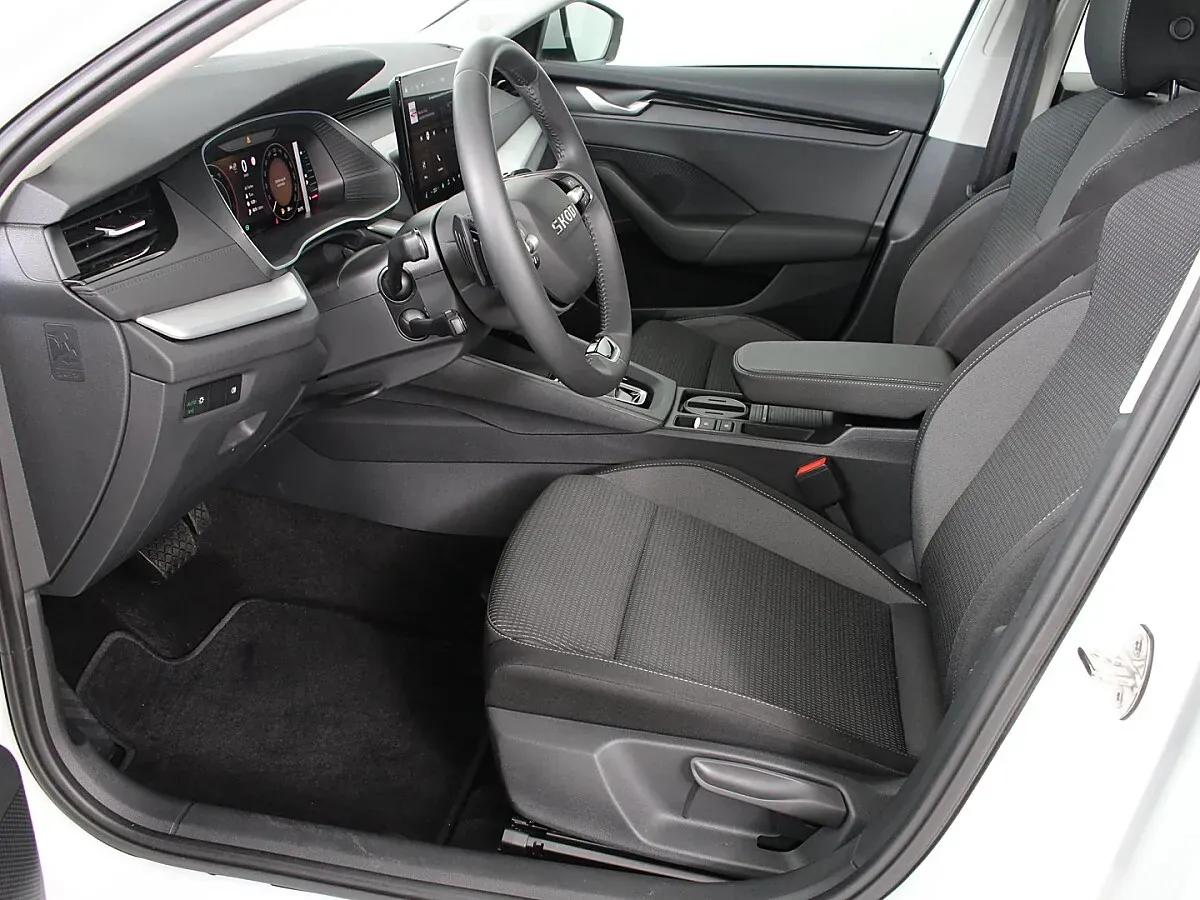 Skoda Octavia 2025 photo 3