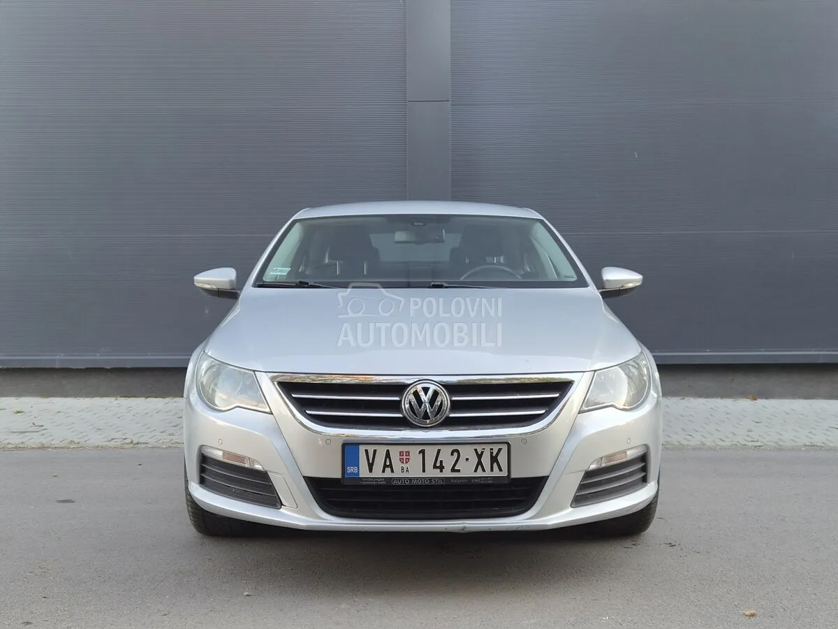 Volkswagen Passat Cc 2010 photo 2