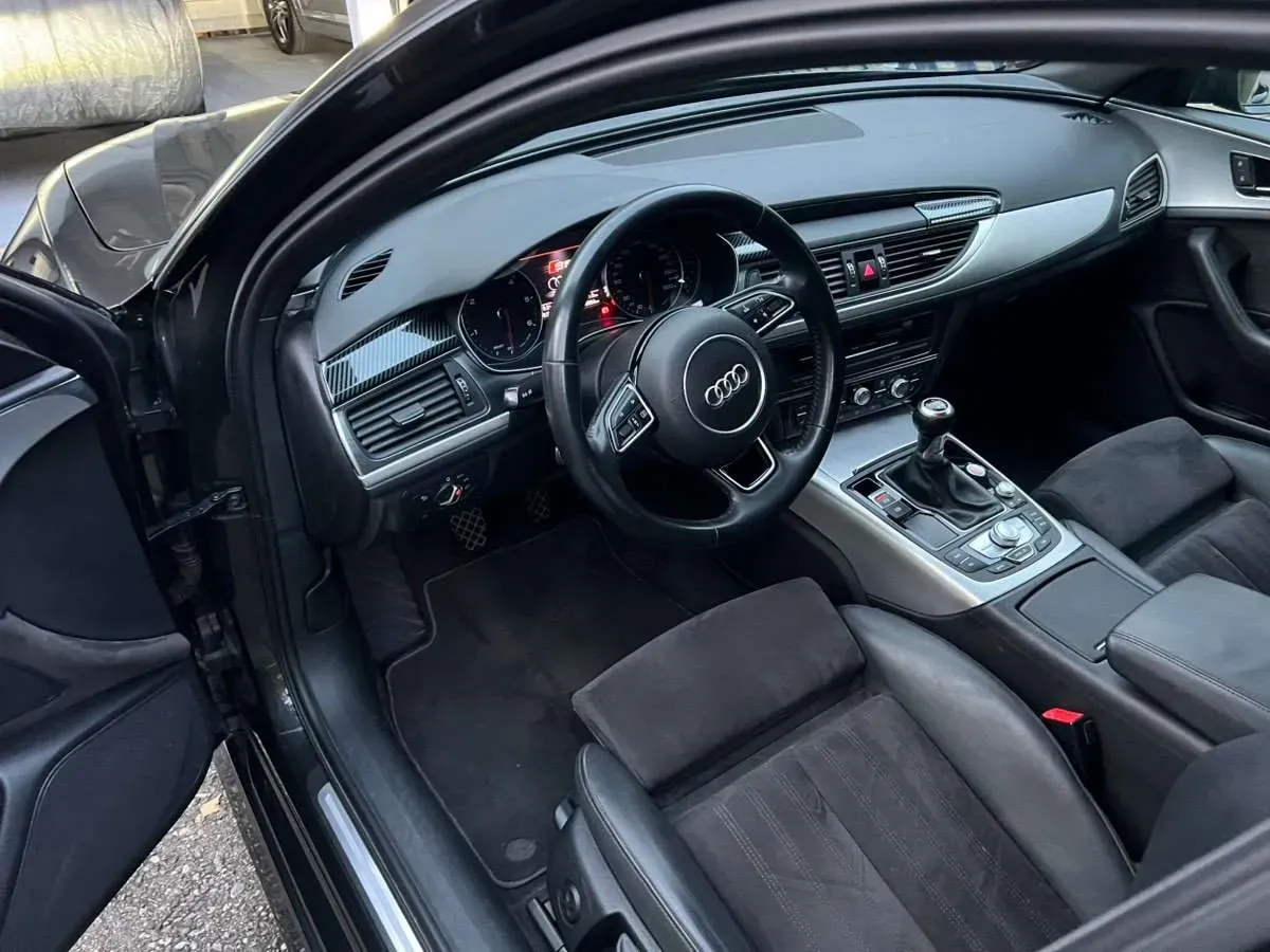 Audi A6 2015 photo 2