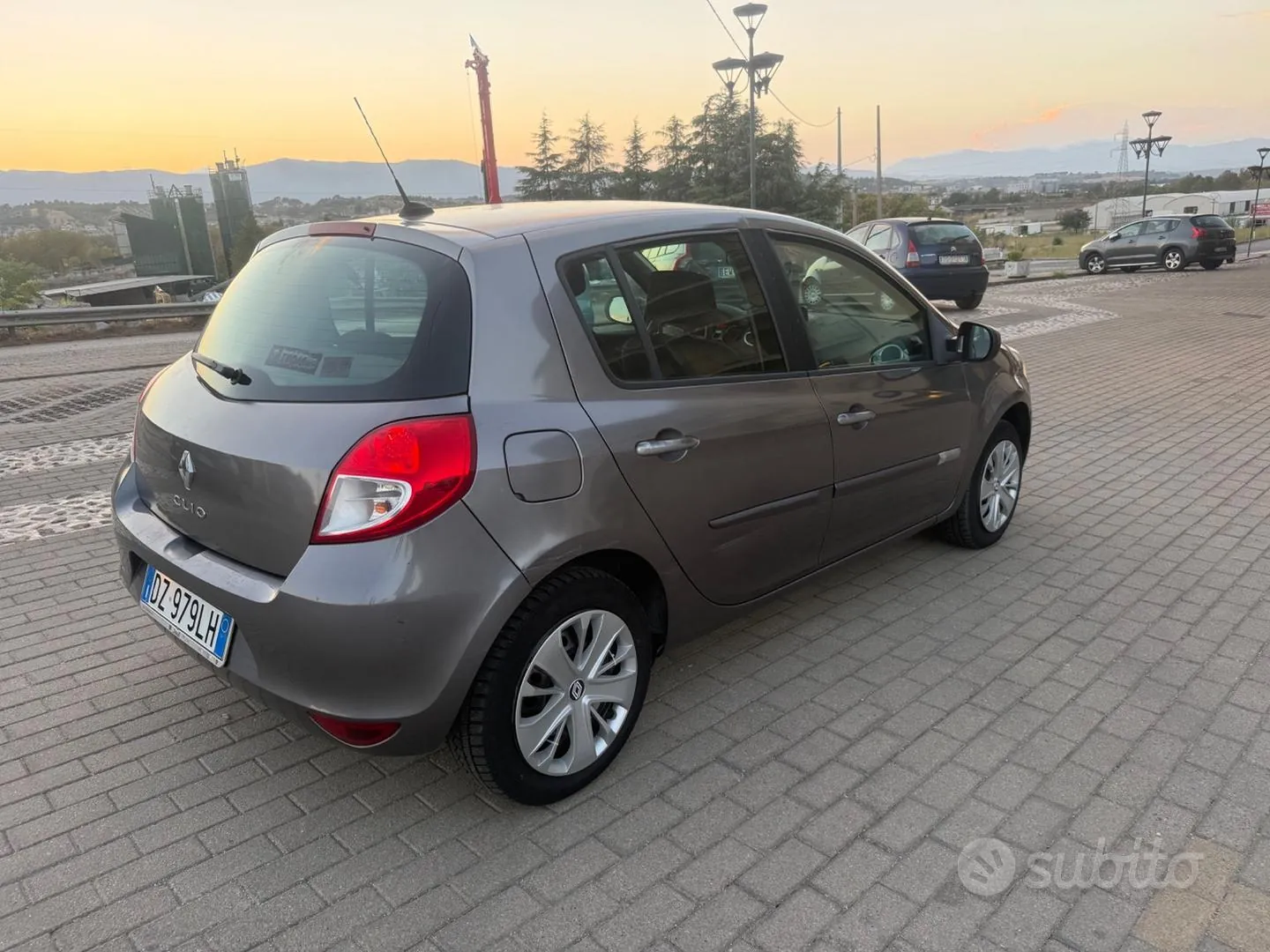 Renault Clio 2009 photo 5