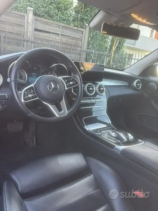 Mercedes-Benz C-Class 2019 photo 5