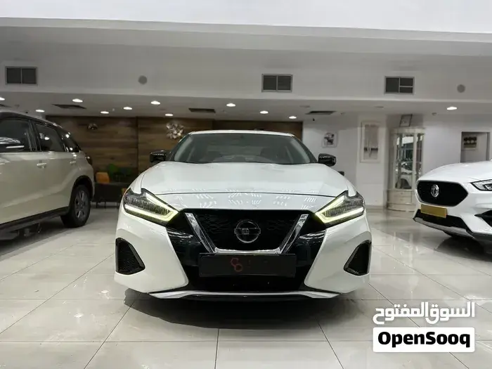 Nissan Maxima