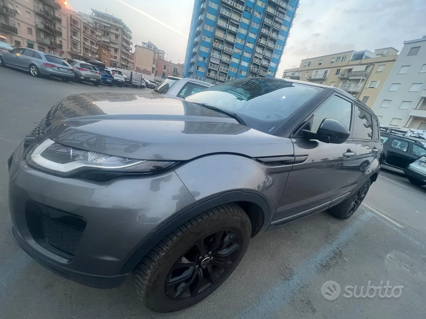 Land Rover Range Rover Evoque 2017 photo 3