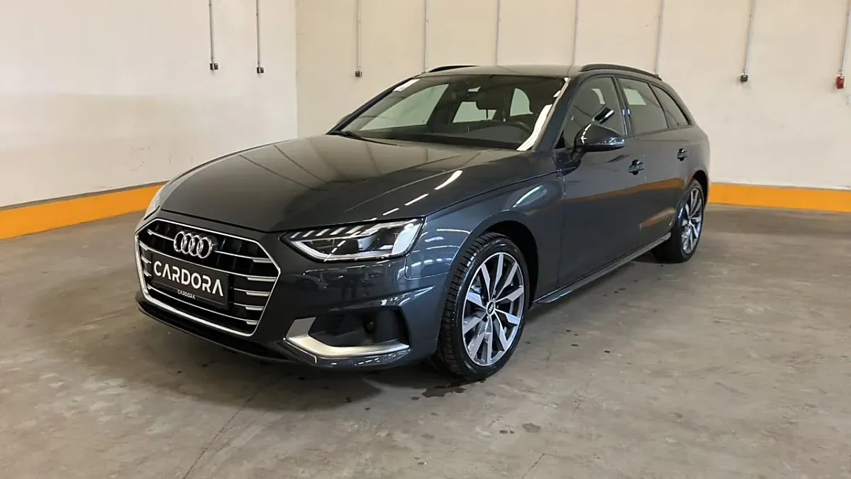 Audi A4 2023 photo 2