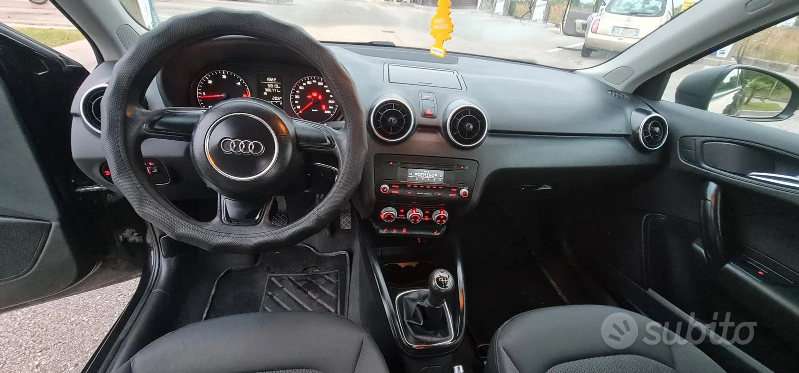 Audi A1 2011 photo 3