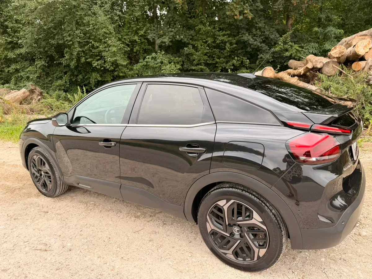Citroen C4 2021 photo 2