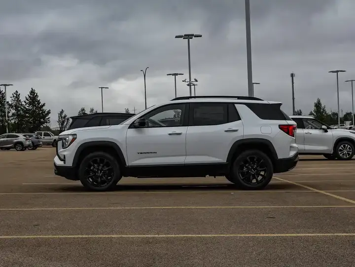 GMC Terrain 2027 photo 5