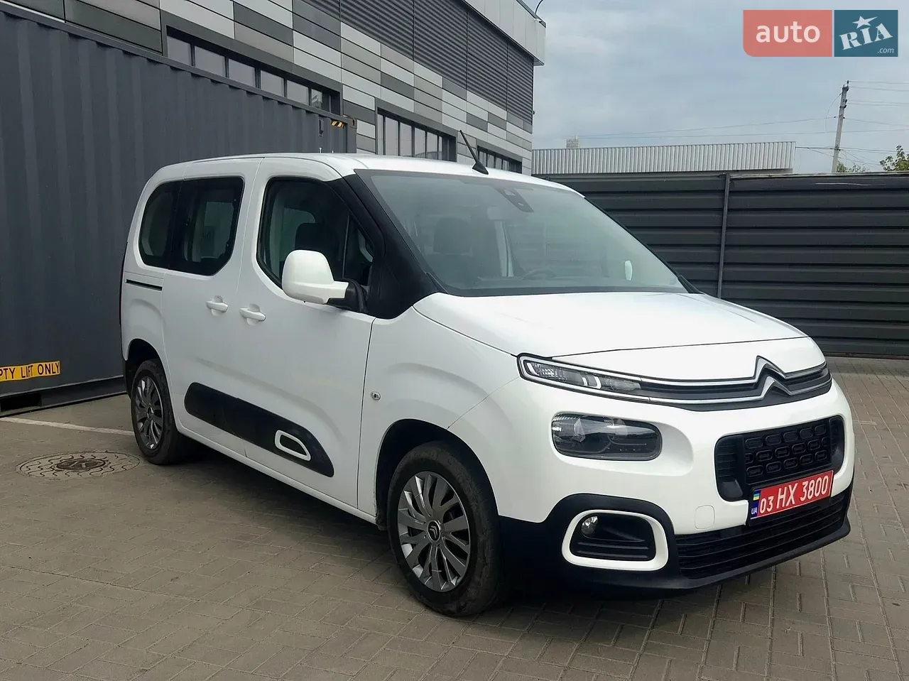 Citroen Berlingo 2019 photo 2