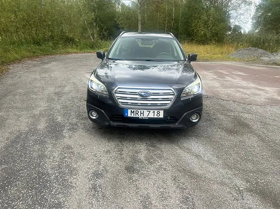 Subaru Outback 2015 photo 2