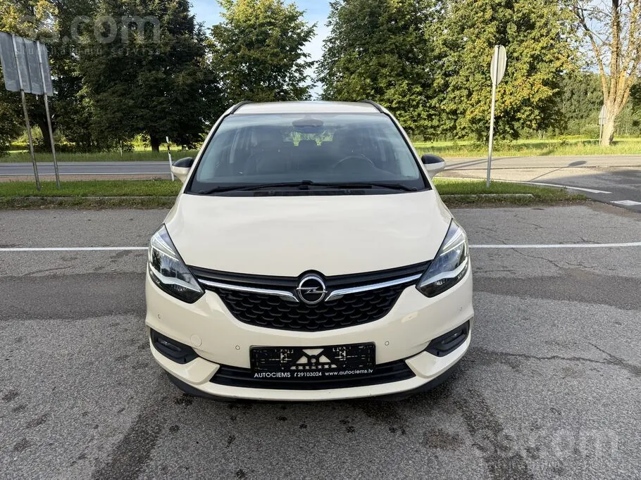 Opel Zafira 2017 photo 2