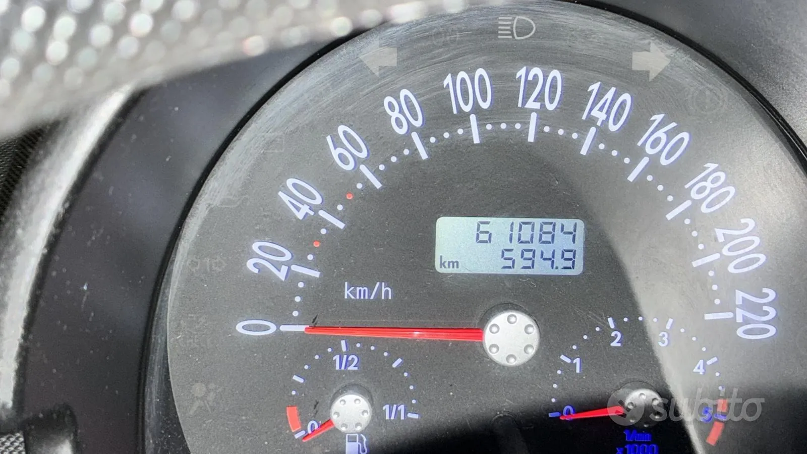 Volkswagen Beetle 2000 photo 5
